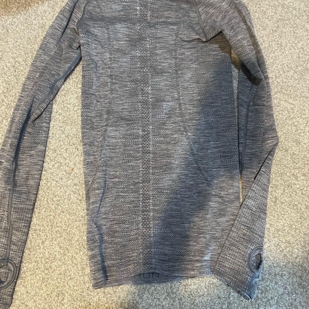 Swifty tech Lululemon grey long sleeve